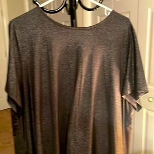 Metallic short sleeve w tux tails